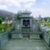 Lăng mộ đá xanh rêu với lăng thờ chung