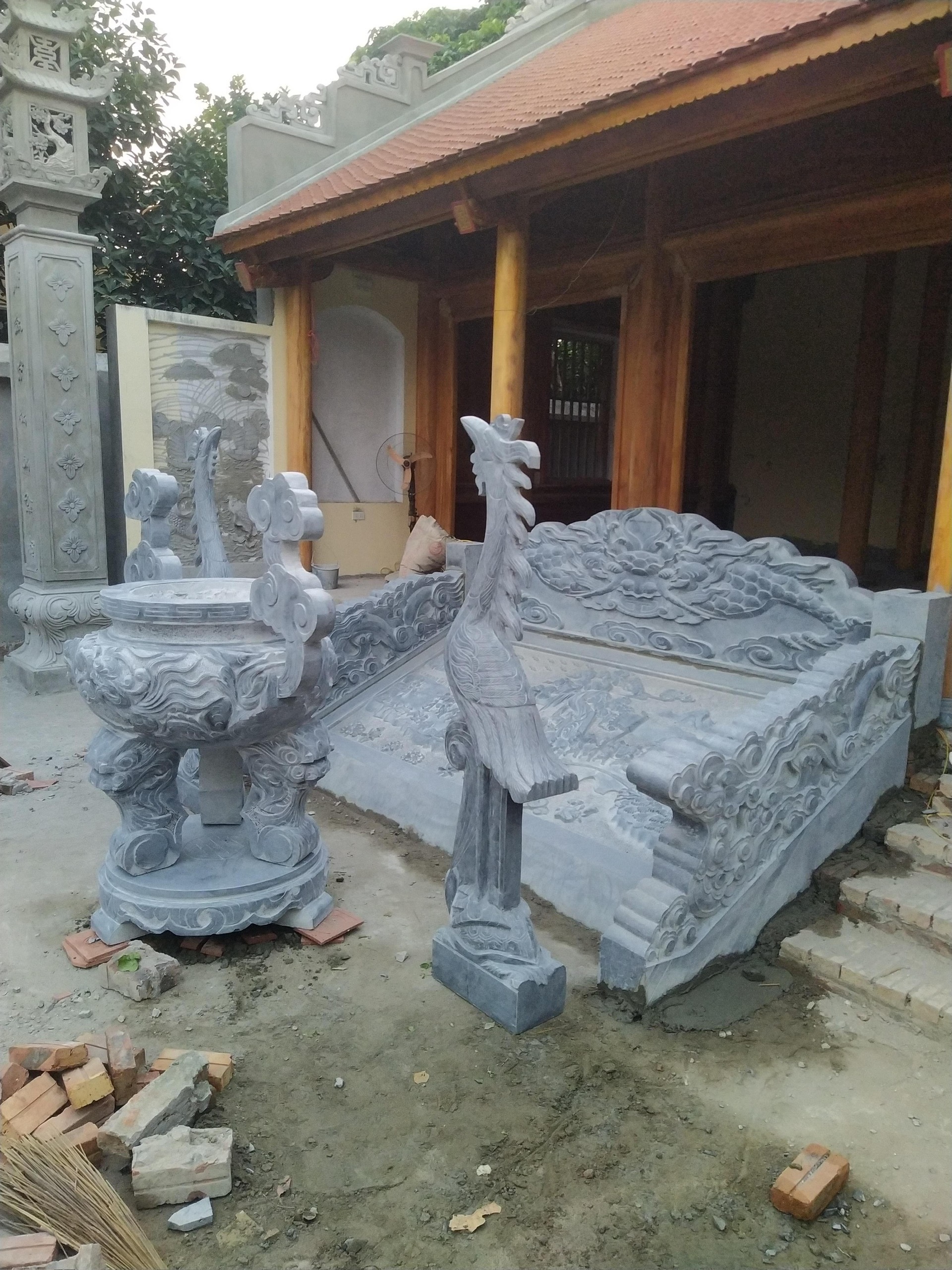 Đôi Đèn Đá Tự Nhiên Cao 167 cm – Đồ Thờ Ngoài Trời 7 z4480615087905 9f4b4926e67cd54a98dd54ce47877f06