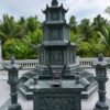 Tháp đá xanh rêu 3 tầng mái, hoa ván bông sen, kích thước 180x180x320 cm